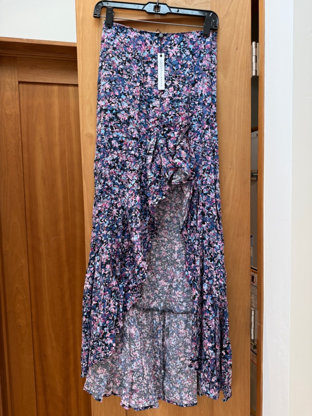 NWT Stillwater LA Hola skirt Floral High-Low Ruffle xs vacation festival